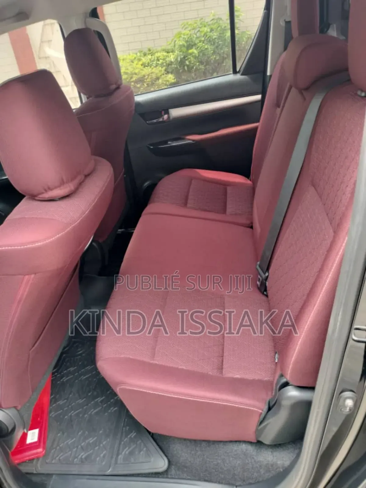 Toyota Hilux 2024 Black