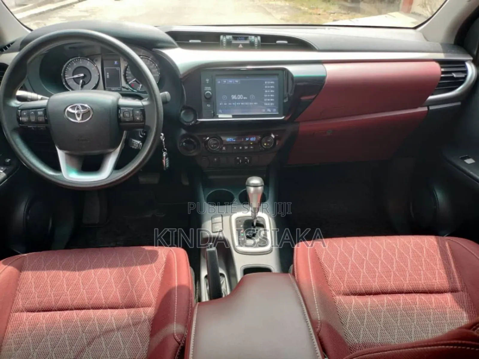 Toyota Hilux 2024 Black