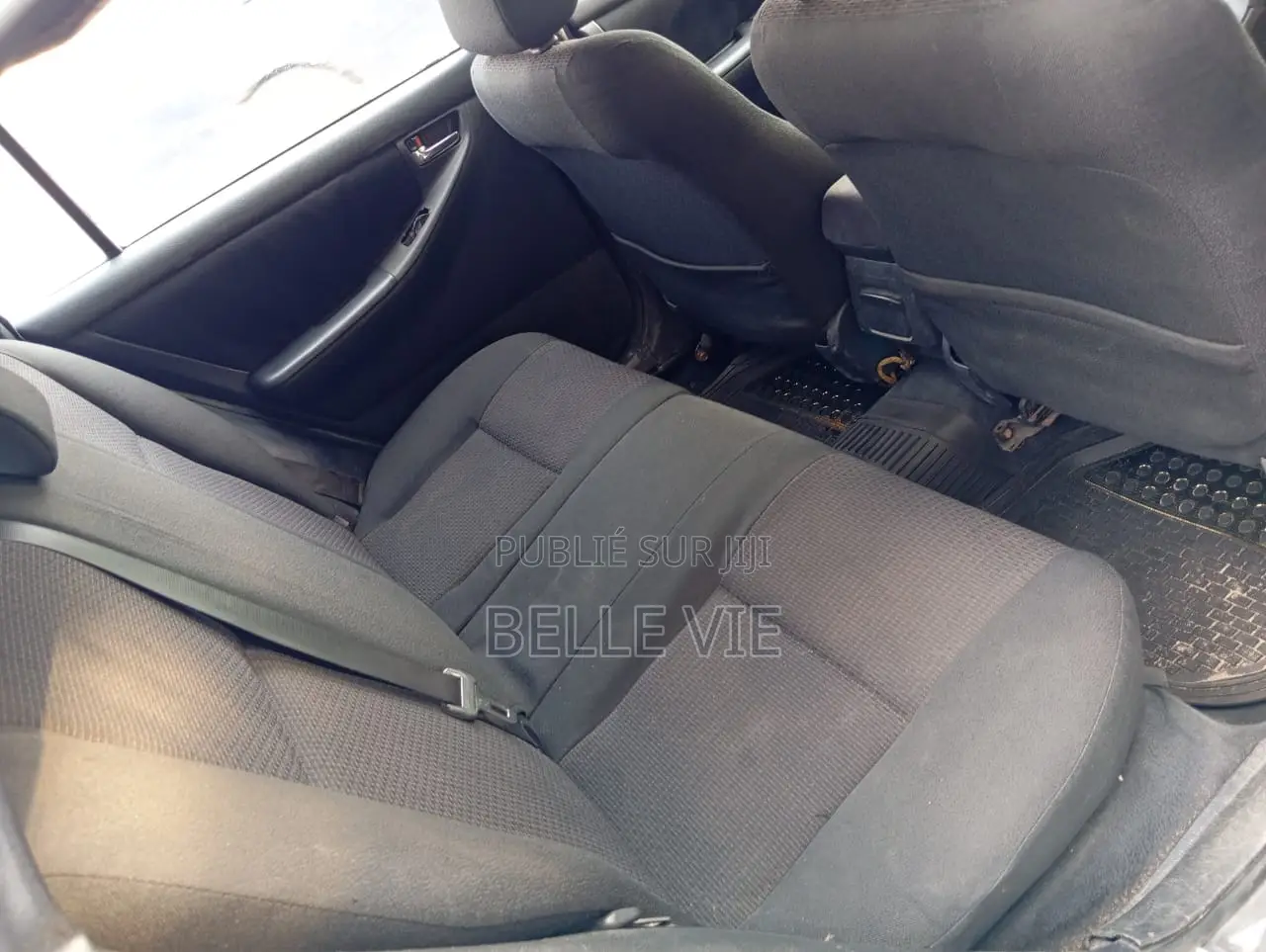 Toyota Corolla 2005 Gris