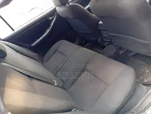 Toyota Corolla 2005 Gris