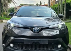 Toyota C-HR 2020 Noir Mat