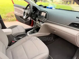 Hyundai Elantra ECO 2020 Rouge