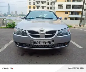 Nissan Almera 2005 Gris
