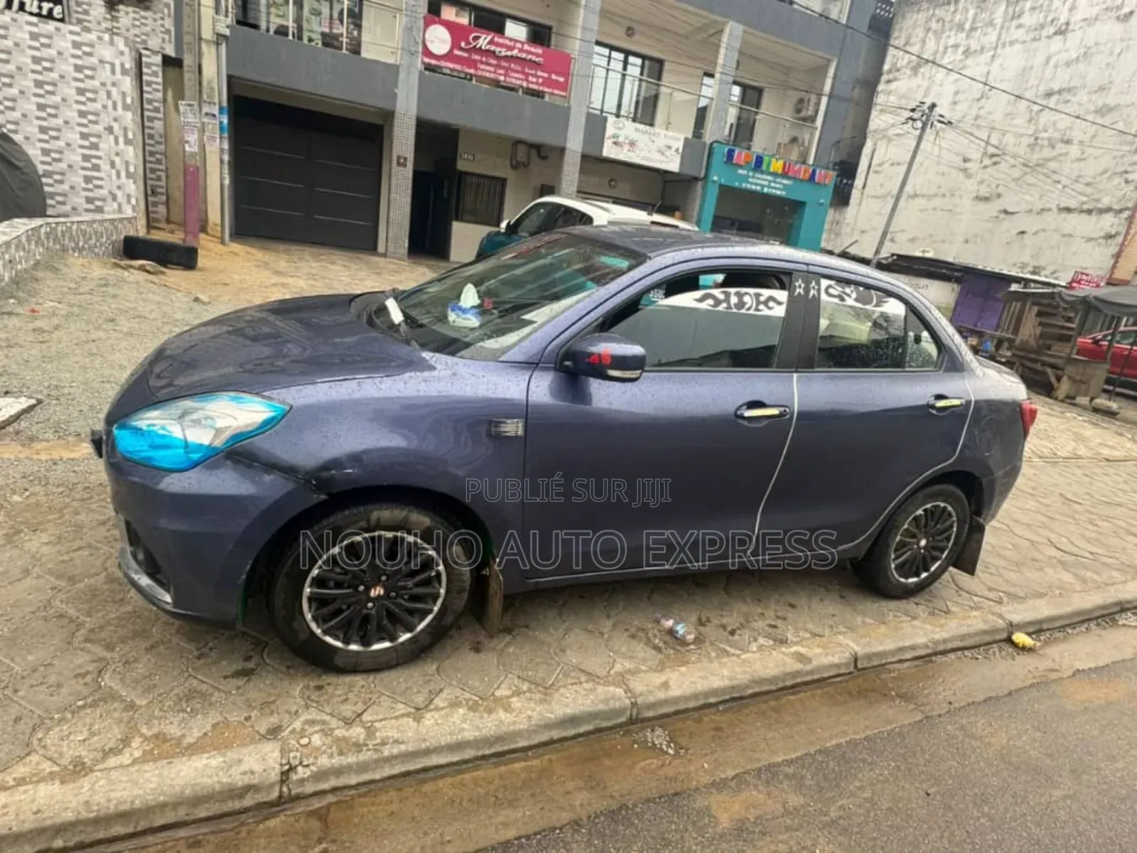 Suzuki Dzire 2022 Blue