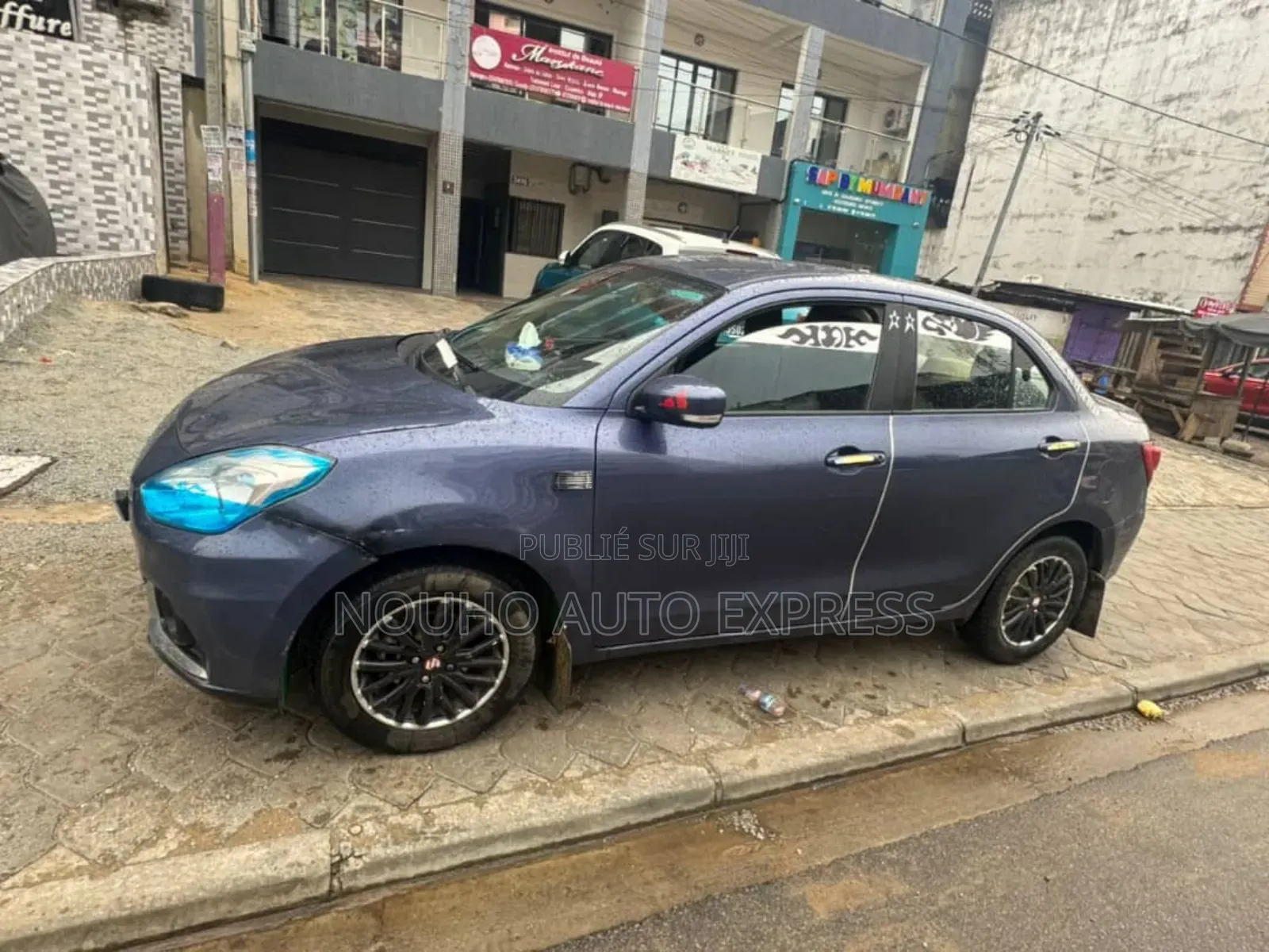 Suzuki Dzire 2022 Blue