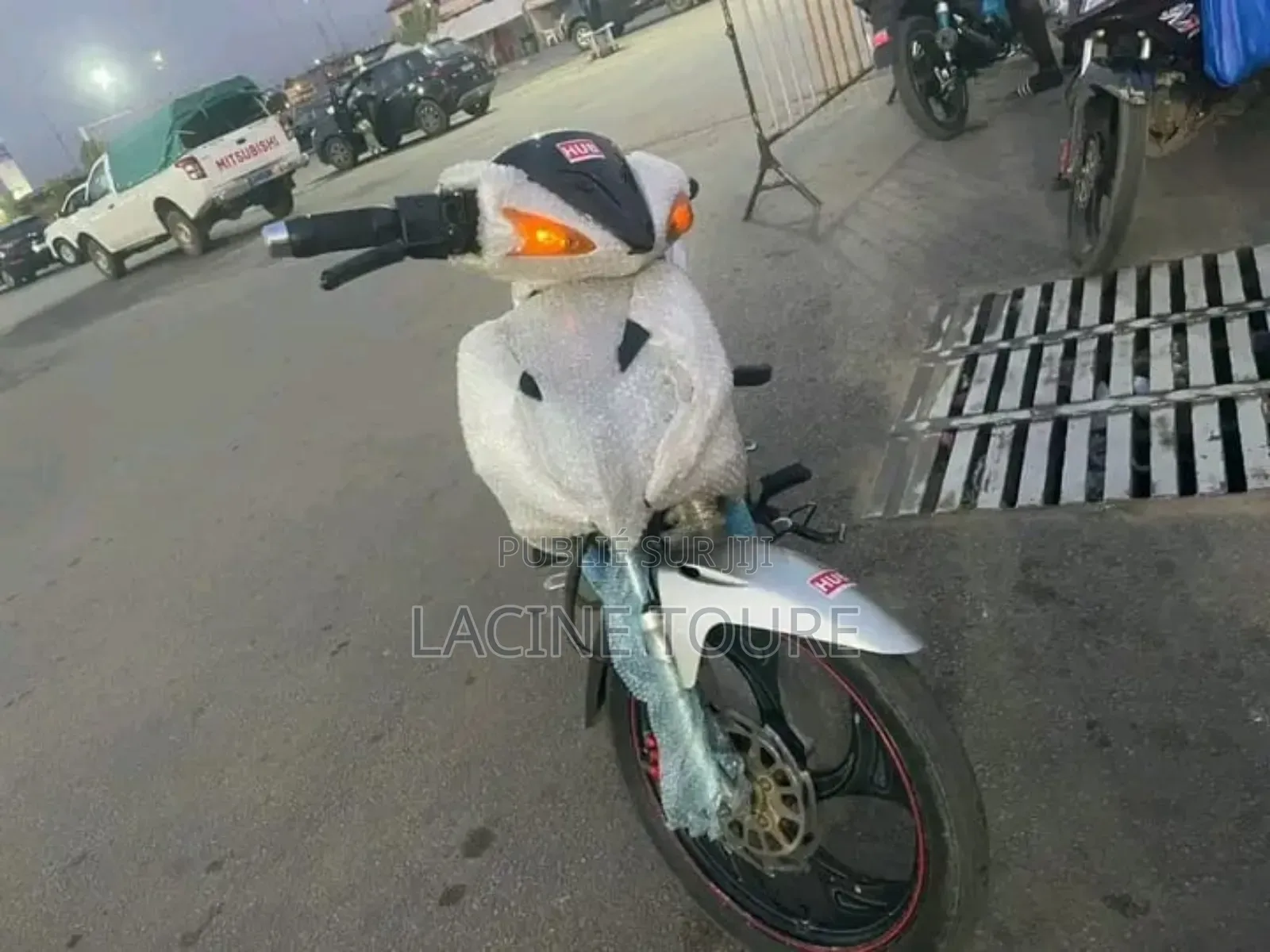 Neuf Motorcycle 2024