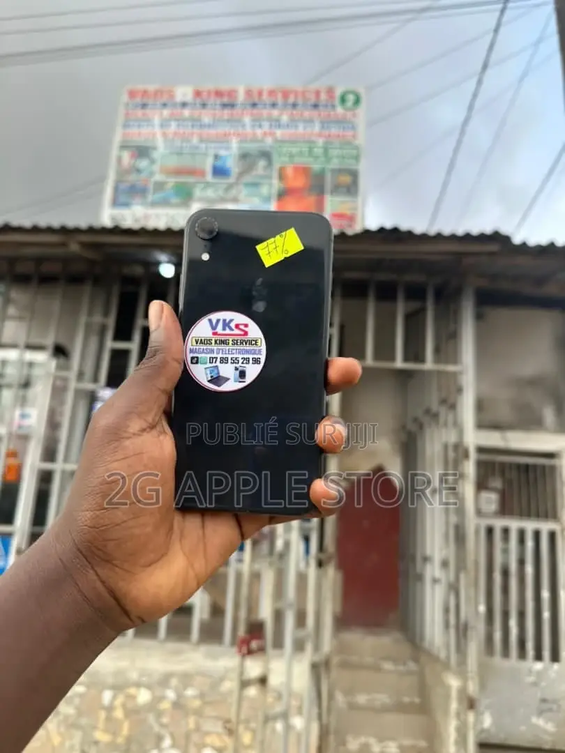 New Apple XR 64 GB Black