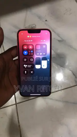 New Apple iPhone 13 128 GB Rouge