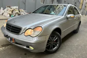 Mercedes-Benz C200 2003 Gris