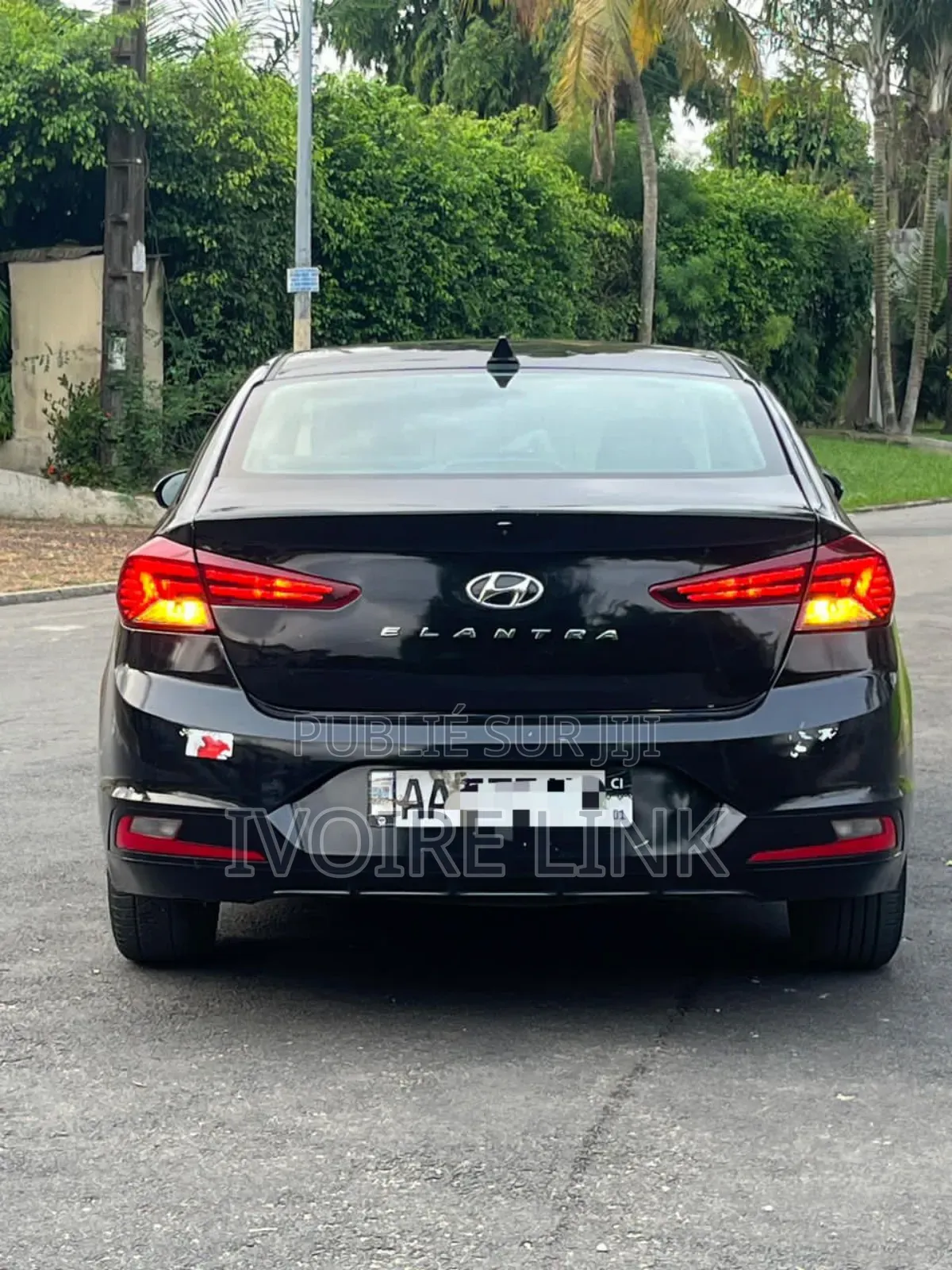 Hyundai Elantra 2021 Black