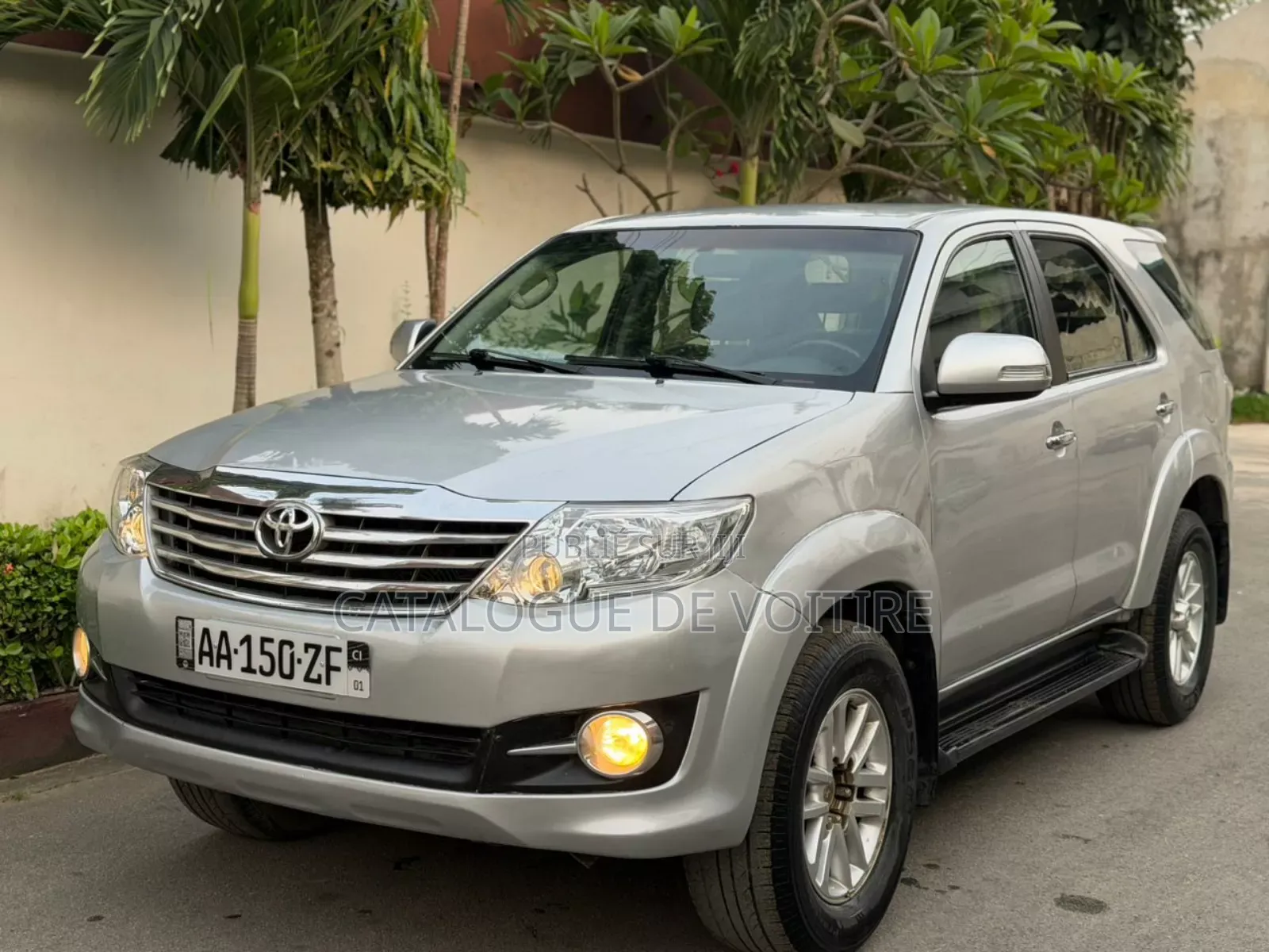 Toyota Fortuner 2015 Gris