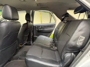 Toyota Fortuner 2015 Gris