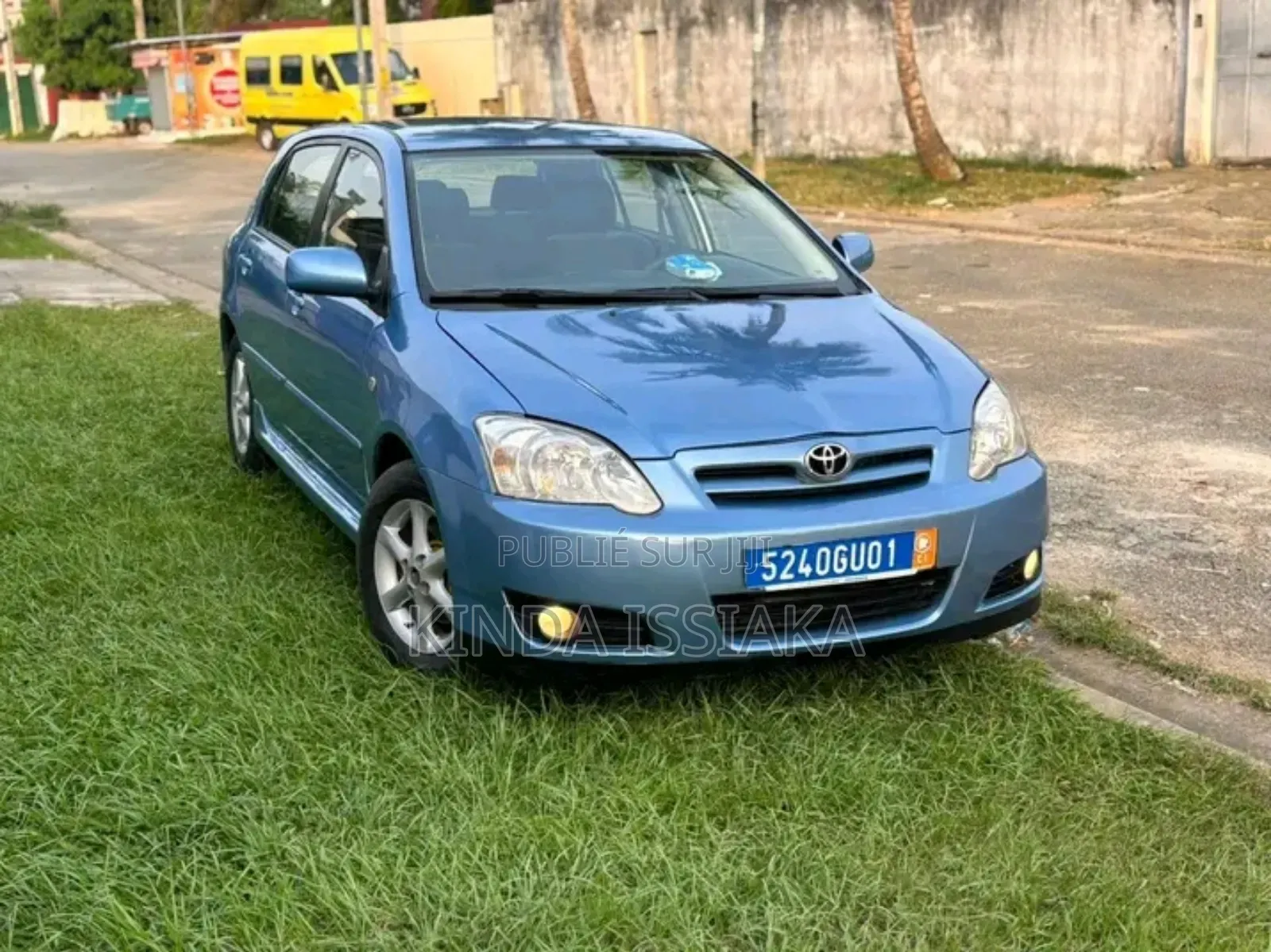 Toyota Corolla 2004 Blue