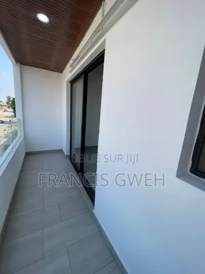 2chbre Appartement dans Francis Gweh, Cocody à Louer
