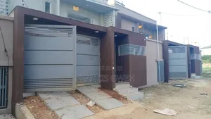 5chbre Duplex dans Francis Gweh, Cocody à Vendre