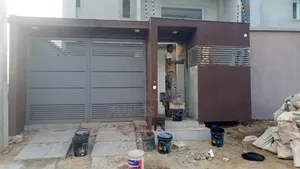 5chbre Duplex dans Francis Gweh, Cocody à Vendre