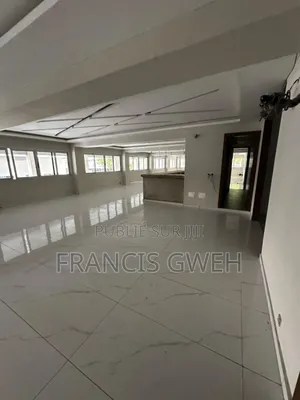 1chbre Appartement dans Francis Gweh, Cocody à Louer
