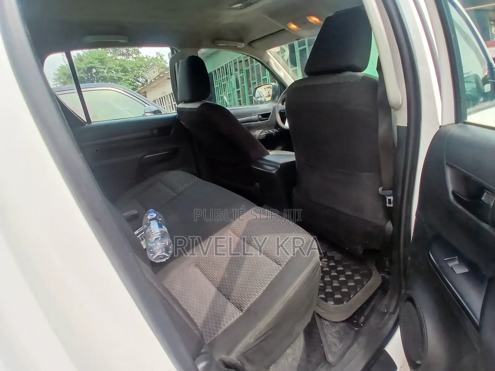 Toyota Hilux Revo Double Cab Deisel 2.4 AWD 2019 Blanc