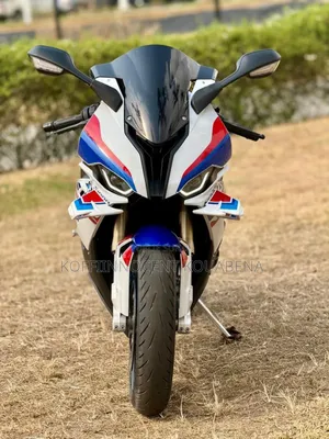 New BMW 125i 2024 Blanc