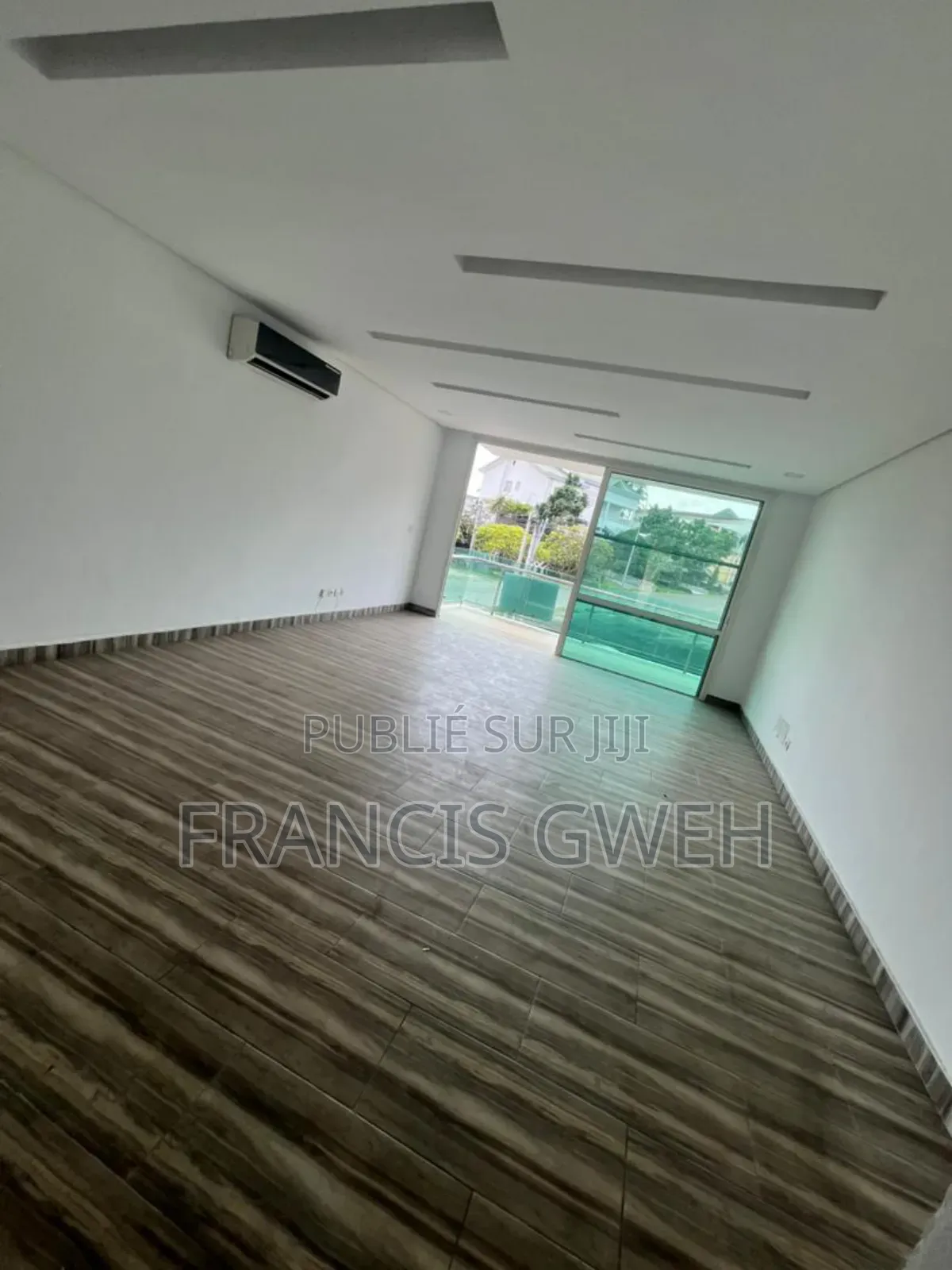 2chbre Appartement dans Francis Gweh, Cocody à Louer