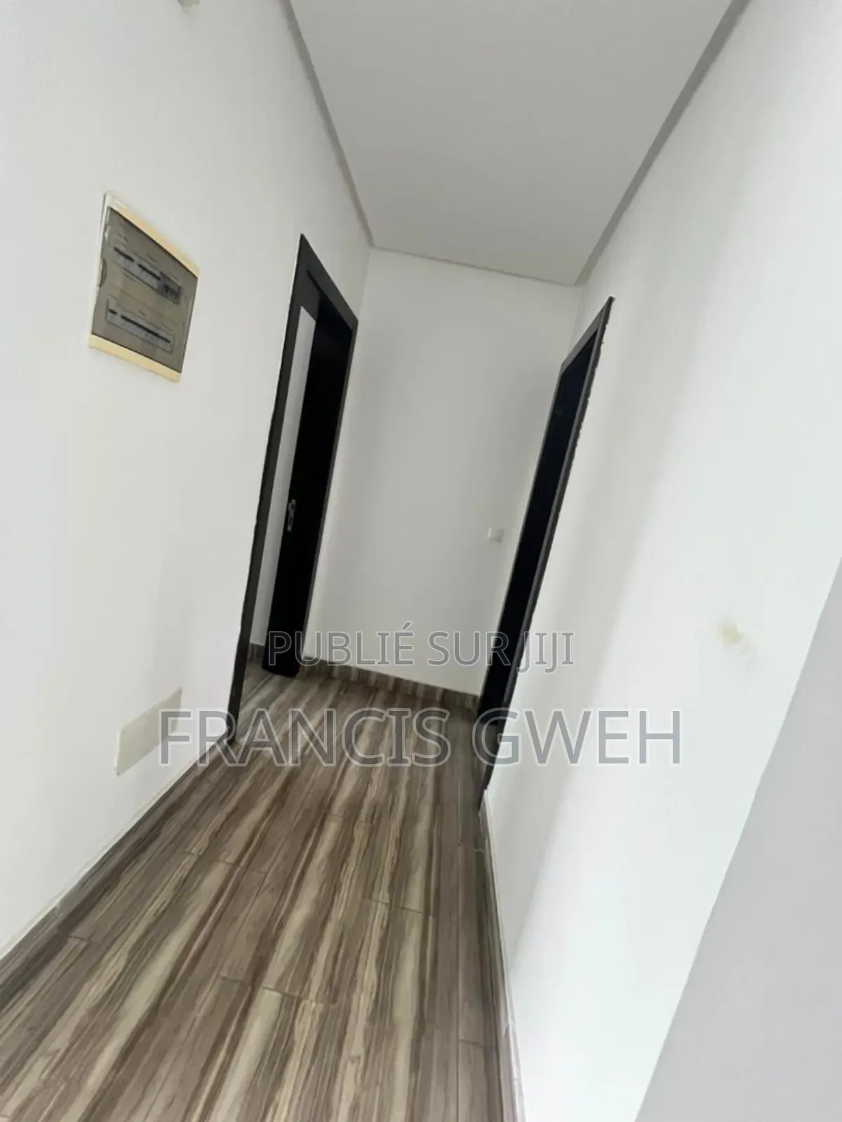 2chbre Appartement dans Francis Gweh, Cocody à Louer