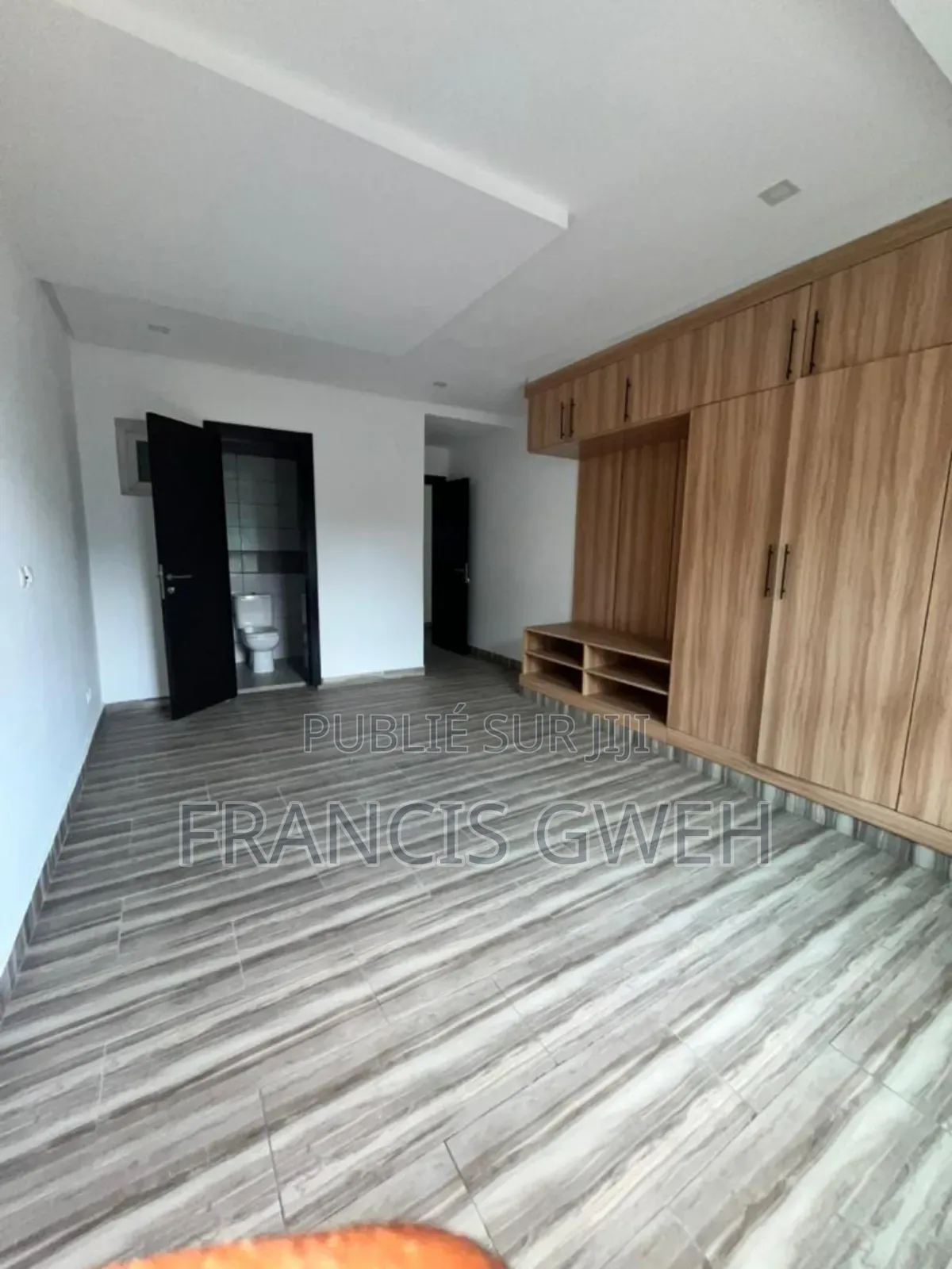 2chbre Appartement dans Francis Gweh, Cocody à Louer
