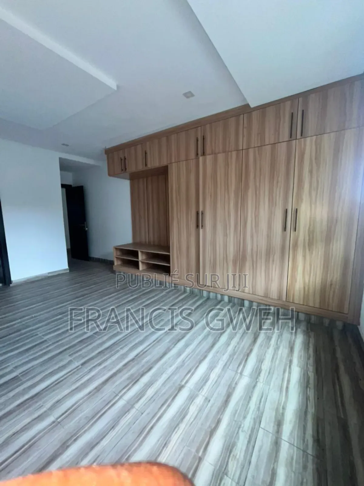 2chbre Appartement dans Francis Gweh, Cocody à Louer