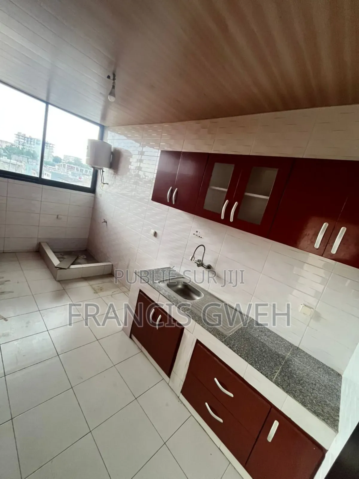 2chbre Appartement dans Francis Gweh, Cocody à Louer