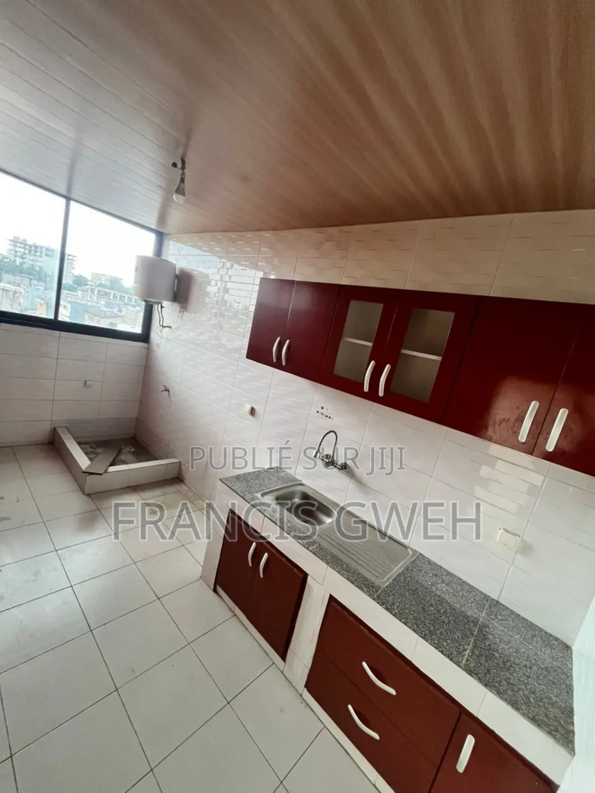 2chbre Appartement dans Francis Gweh, Cocody à Louer