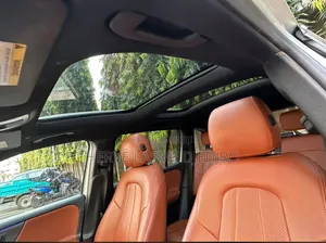 Mercedes-Benz GLB-Class 2022 Argenté