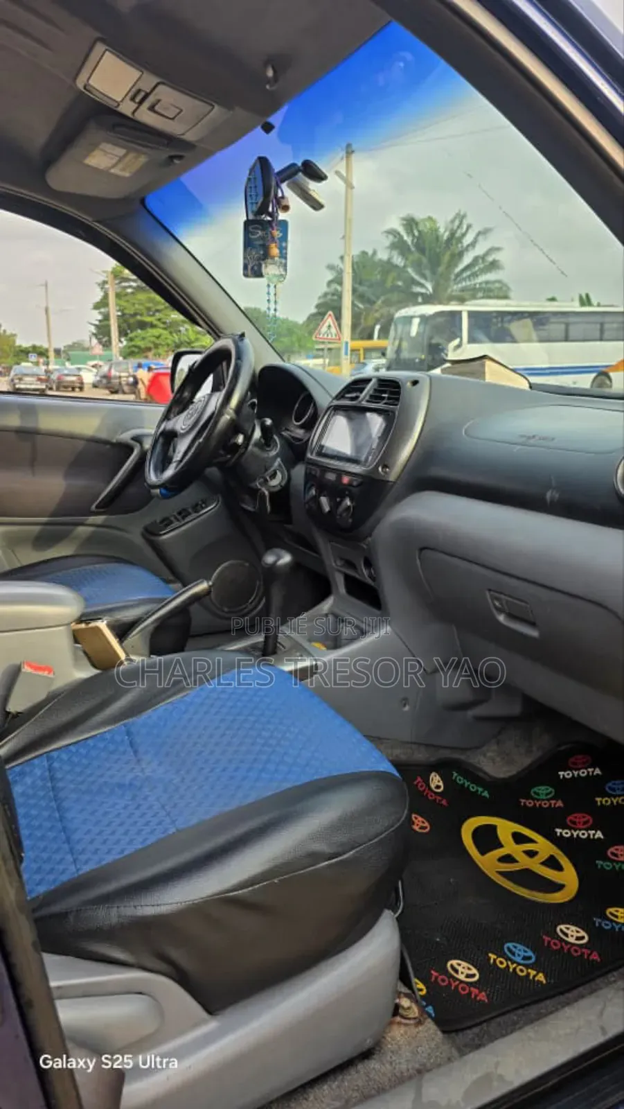 Toyota RAV4 2009 Blue