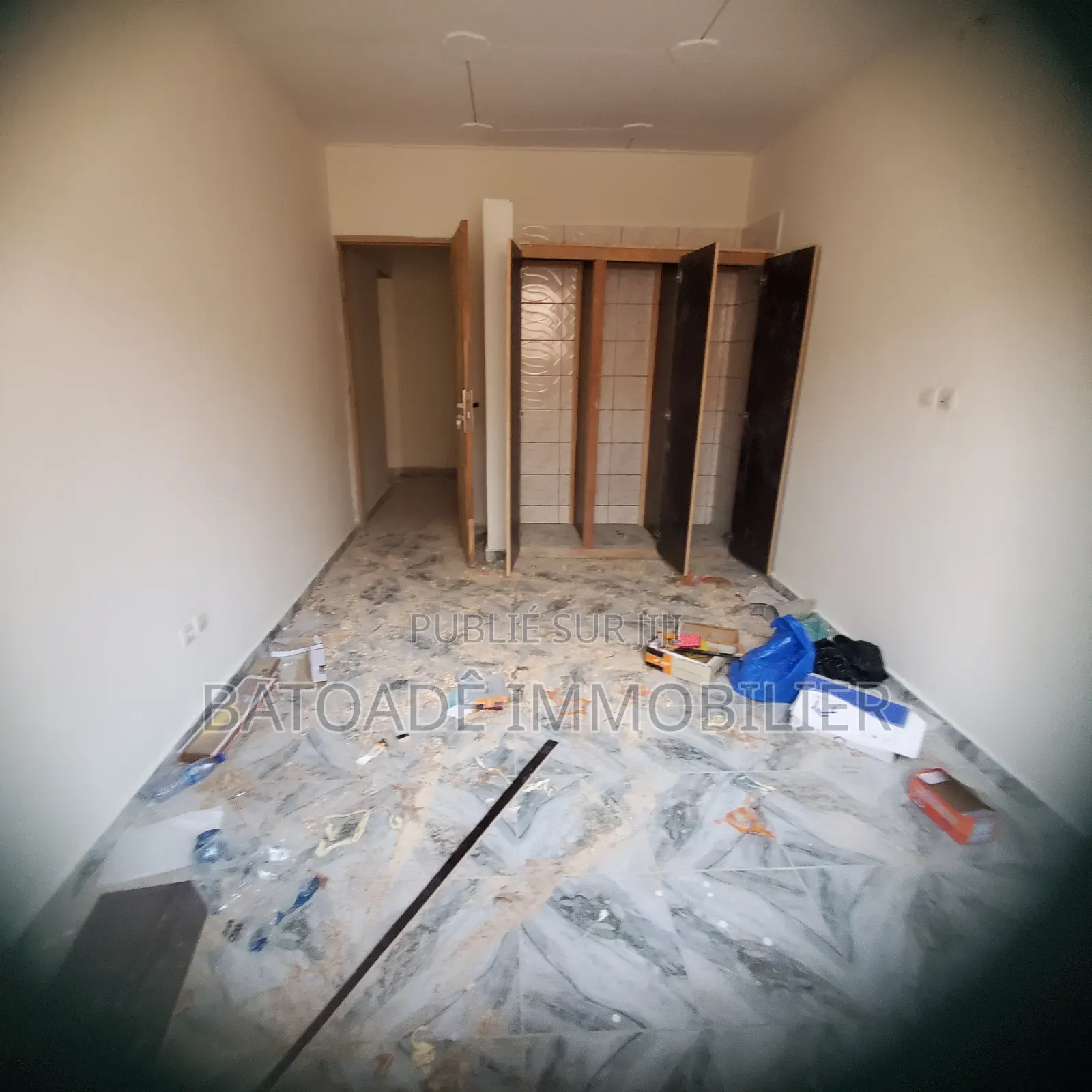 2chbre Appartement dans Batoadê Immobilier, Songon à Louer