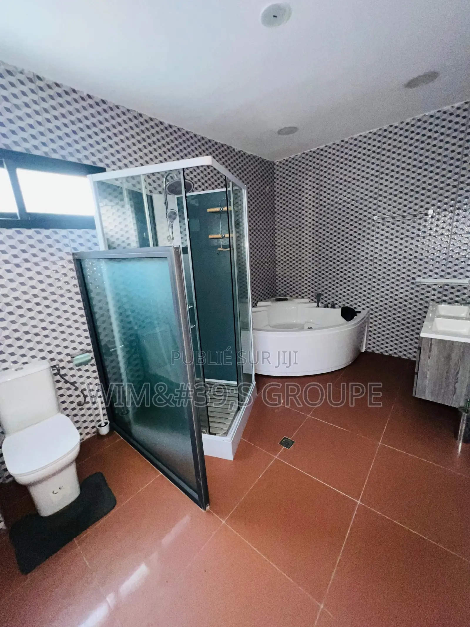 7chbre Duplex dans Cocody à Vendre