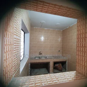 1chbre Appartement dans Batoadê Immobilier, Songon à Louer