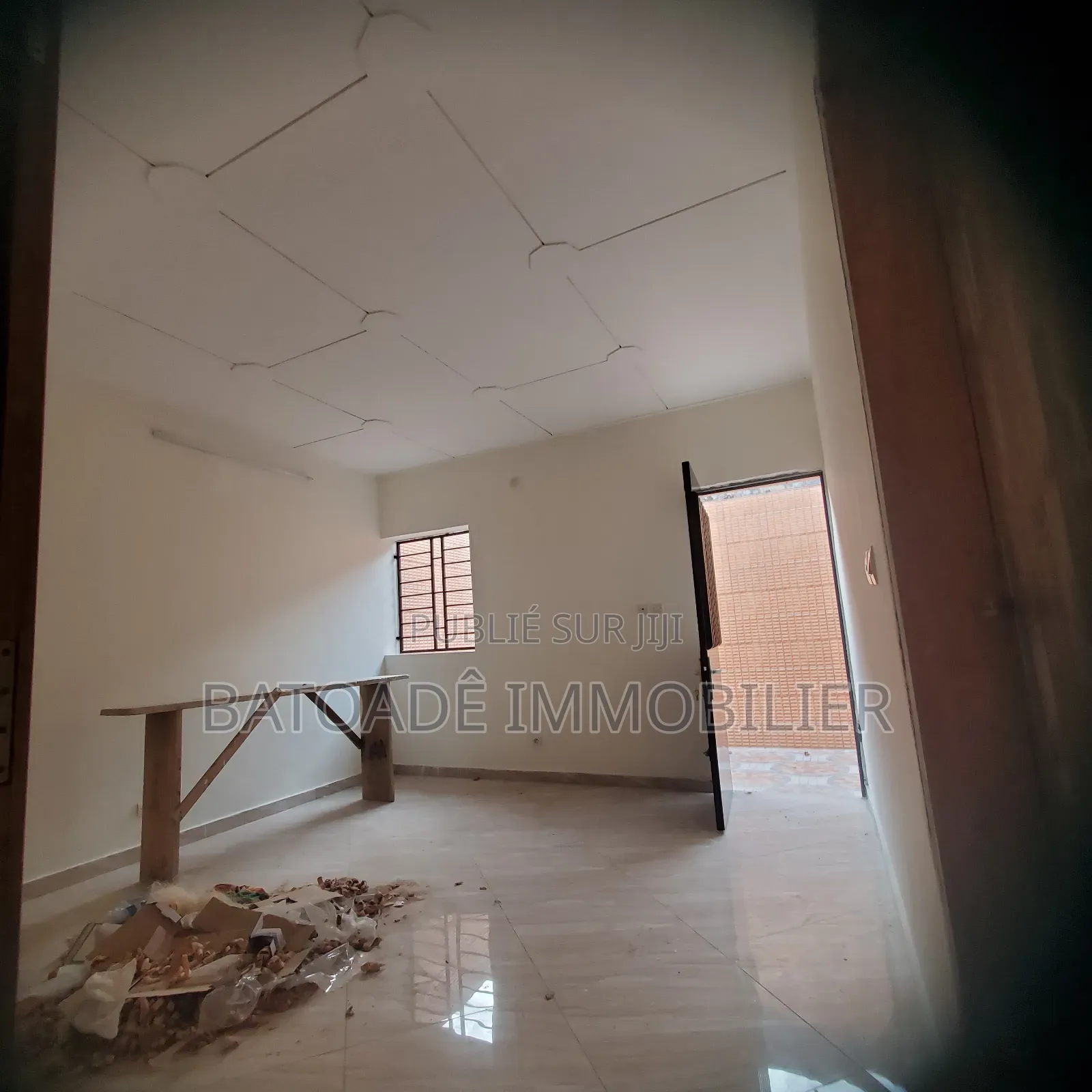 1chbre Appartement dans Batoadê Immobilier, Songon à Louer