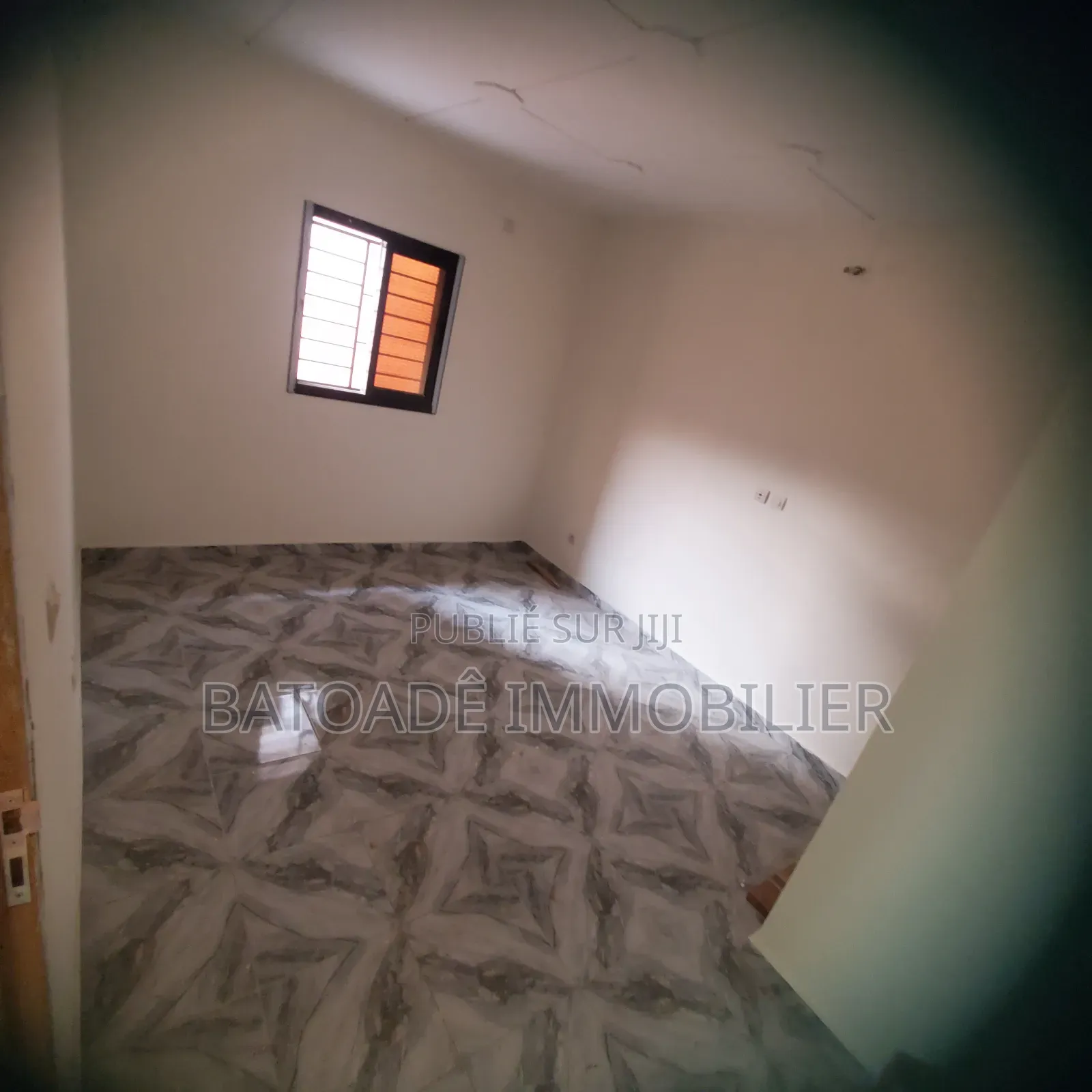 1chbre Appartement dans Batoadê Immobilier, Songon à Louer