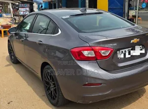 Chevrolet Cruze 2018 Black