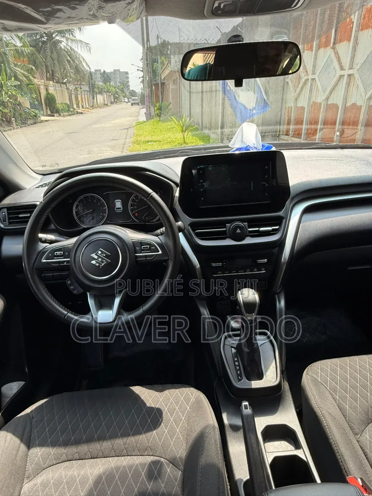 Suzuki Grand Vitara 2024 Gris