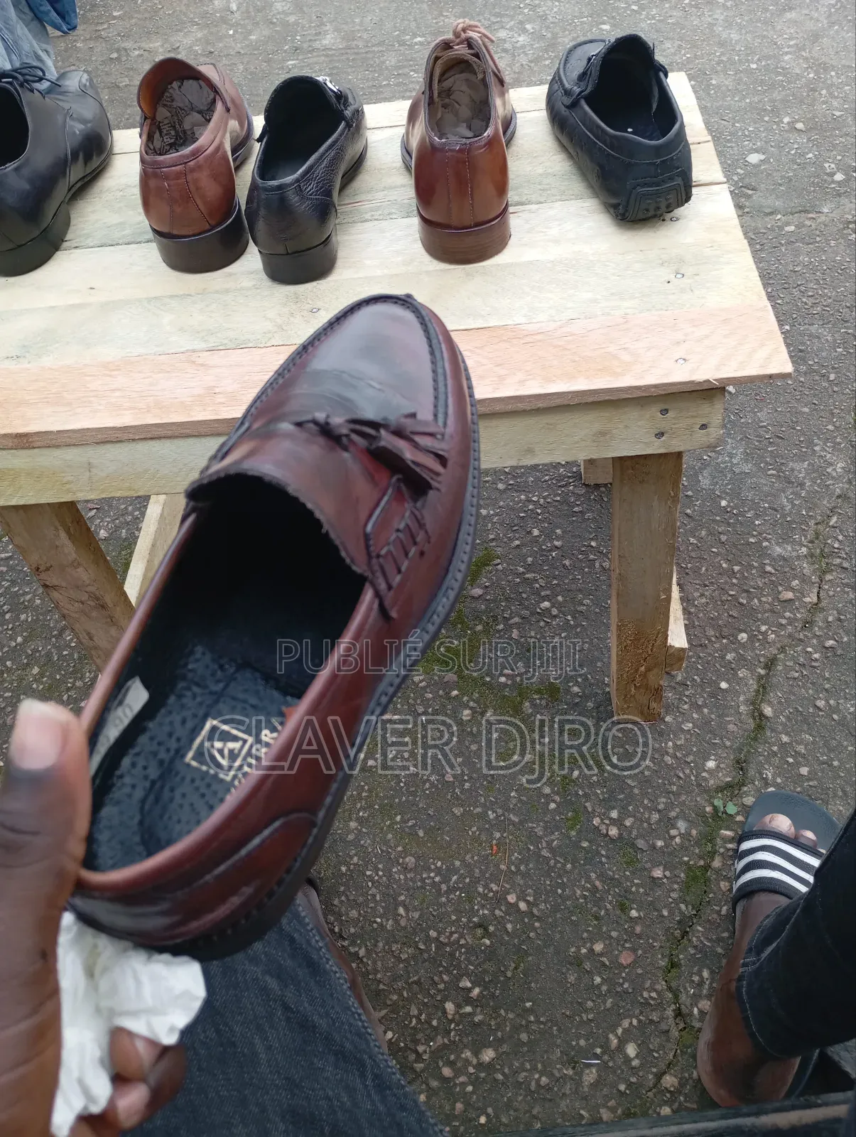 Je Vends Les Chaussures Friperie Homme Premier Choix