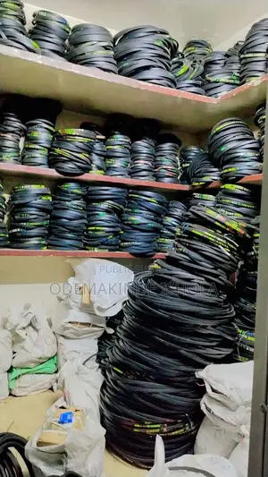 Courroie Qu’Il Vous Faut Est Disponible