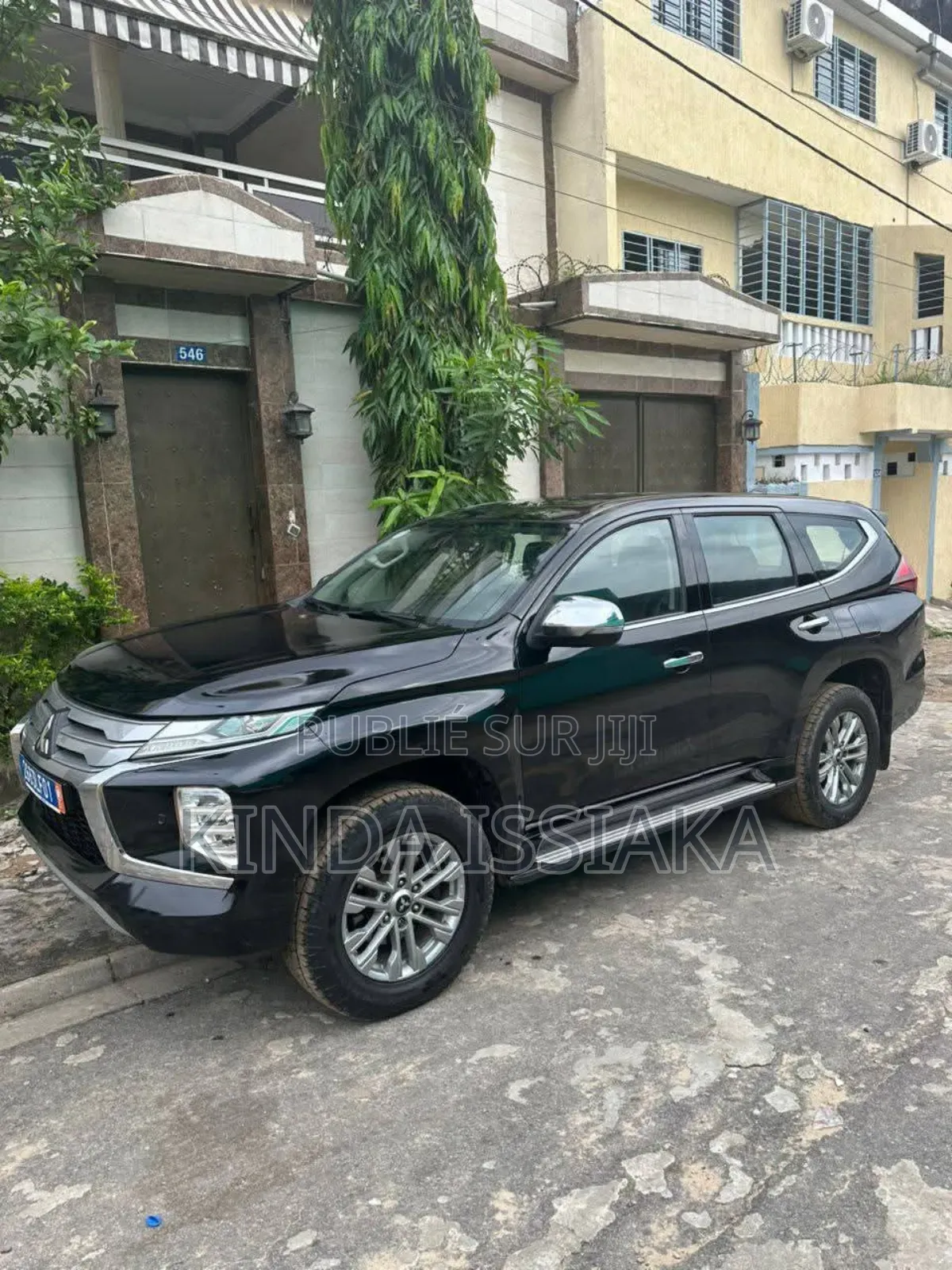 Mitsubishi Montero Sport 2022 Black