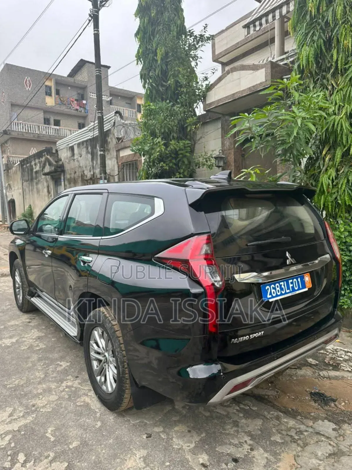 Mitsubishi Montero Sport 2022 Black