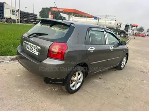 Toyota Corolla 1.6 VVT-i 2008 Gris