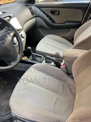 Hyundai Elantra 2012 Gris