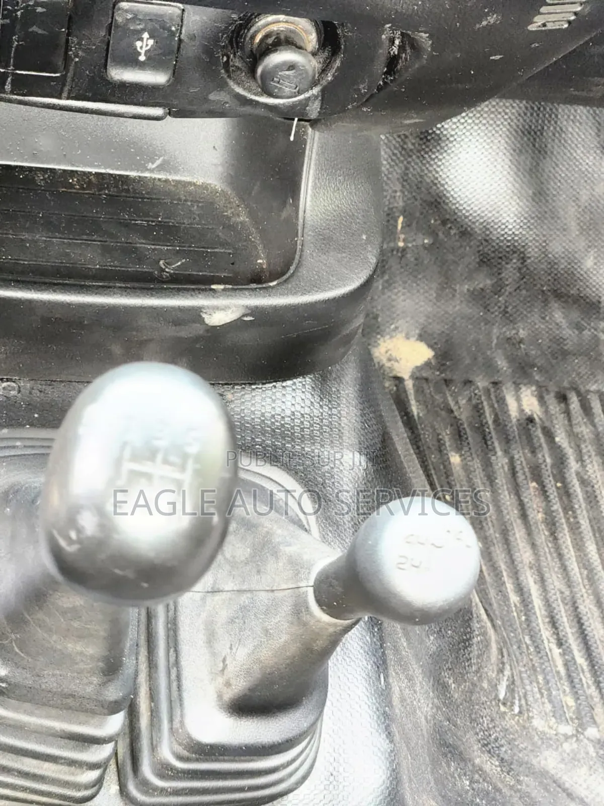 Mitsubishi L200 Club Cab 2.4 154hp 4WD 2020 Blanc