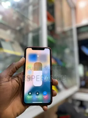 Apple iPhone XR 64 GB Rouge