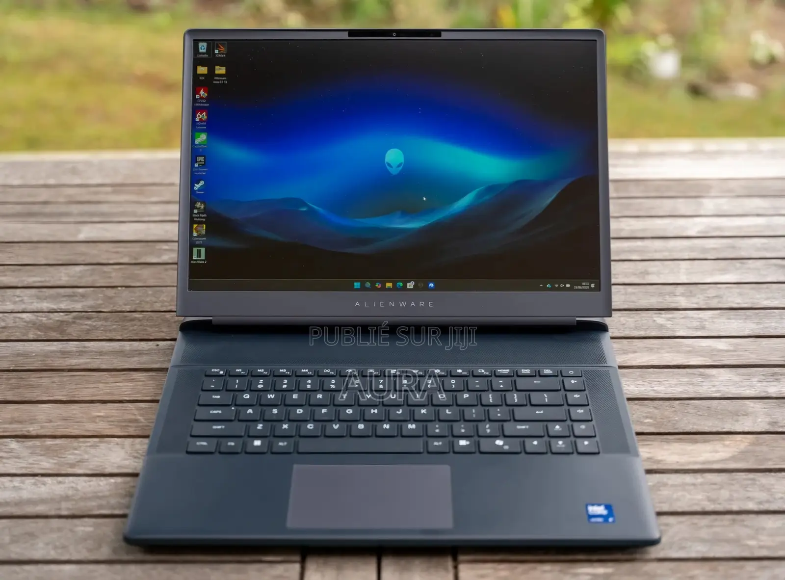 Neuf Dell Alienware 18 Area-51 32GB Intel Core Ultra 9 SSD 2T