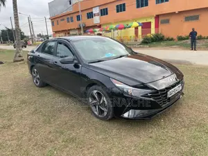 Hyundai Elantra 2022 Black