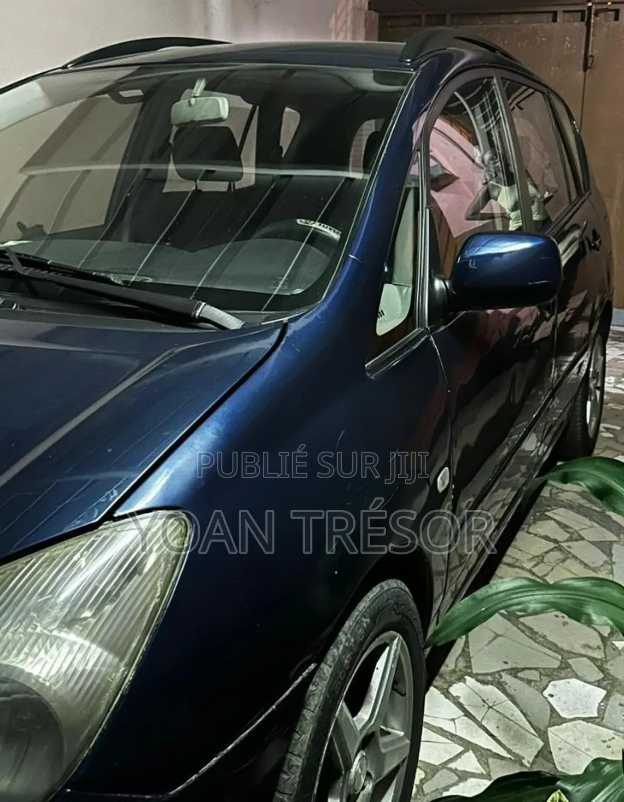 Toyota Verso 2009 Blue