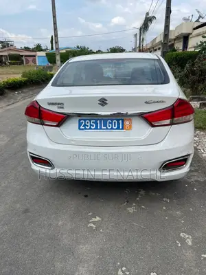 Suzuki Ciaz 2022 Blanc